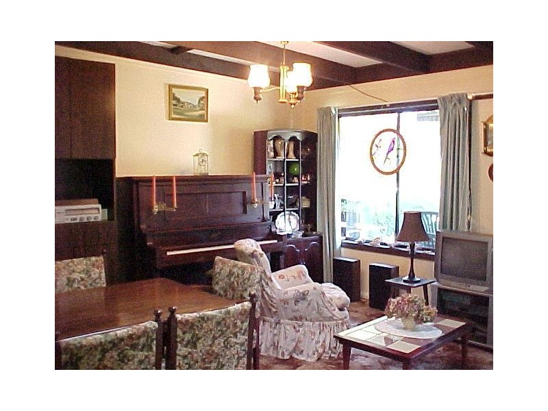 142-144 Wallaby Street, Loch Sport VIC 3851