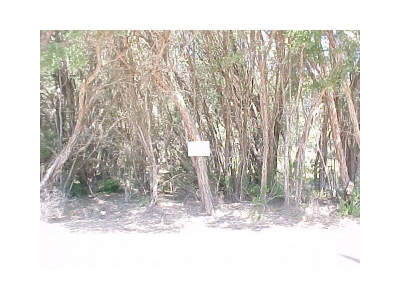 8 Geofrey Avenue, Loch Sport VIC 3851