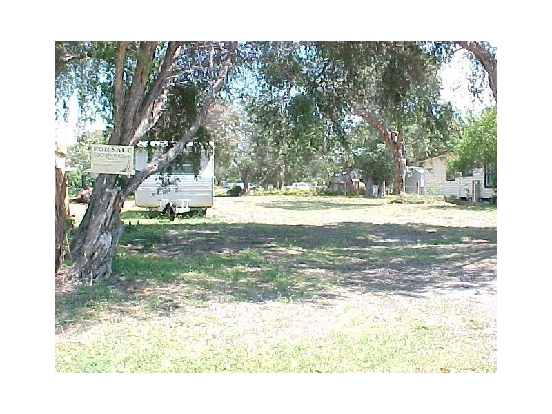 12  Robin Street, Loch Sport VIC 3851