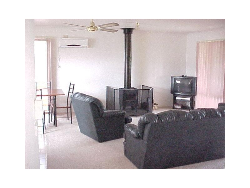 48 Fisher Parade, Loch Sport VIC 3851