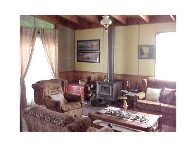 86 Goodlett Avenue, Loch Sport VIC 3851