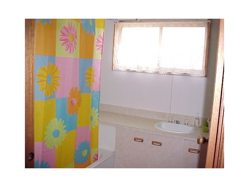 86 Goodlett Avenue, Loch Sport VIC 3851