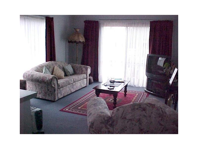 36 Carroll Street, Loch Sport VIC 3851