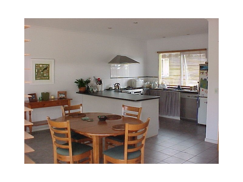 305 National Park Road, Loch Sport VIC 3851