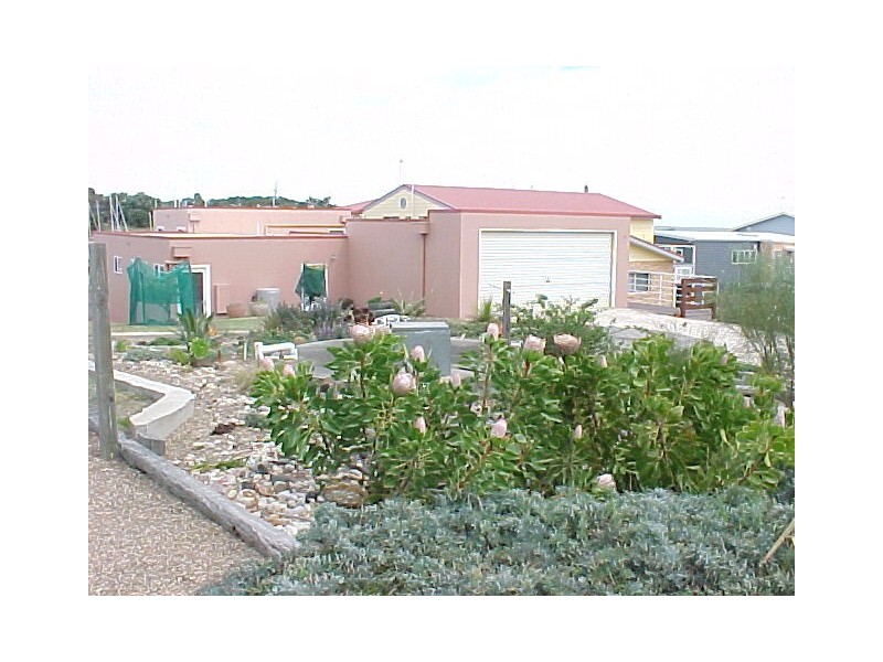 27 Marina Drive, Loch Sport VIC 3851