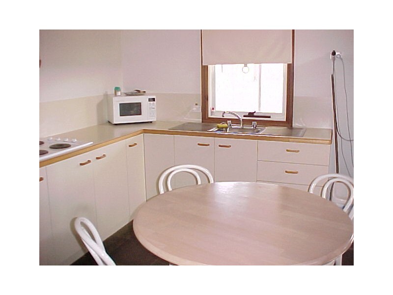 1,2,3,4/4-8 victoria Street, Loch Sport VIC 3851