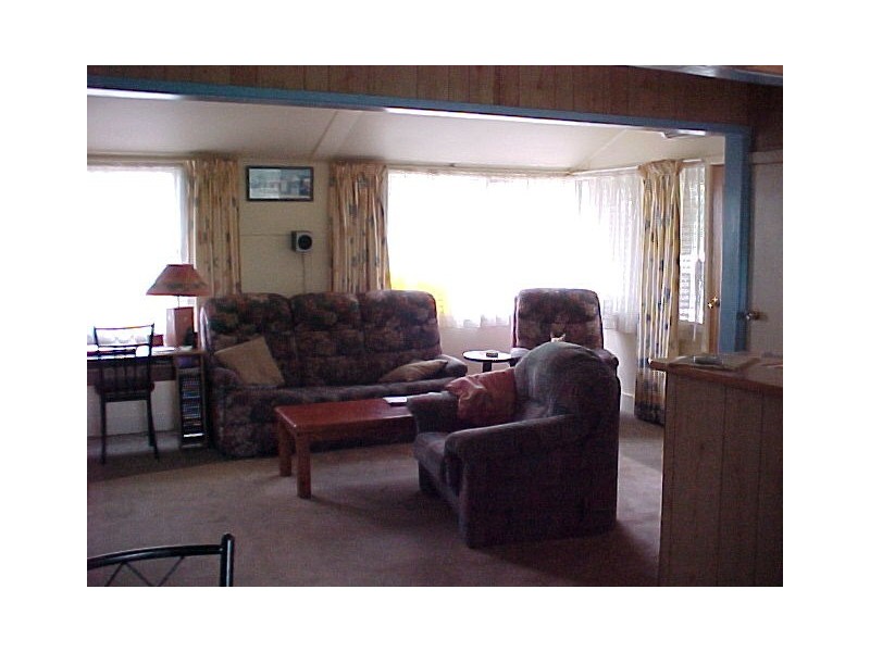 26 Wattle Grove, Loch Sport VIC 3851