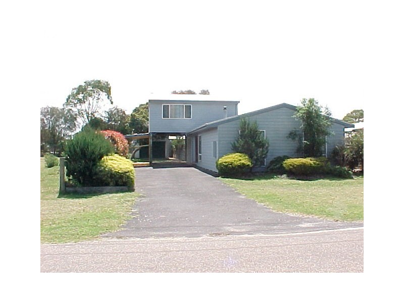 45 Fisher Parade, Loch Sport VIC 3851
