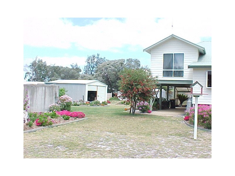 96 & 98 Sanctuary Road, Loch Sport VIC 3851