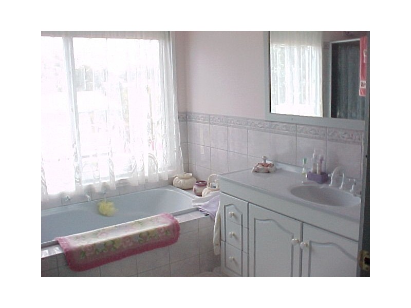 96 & 98 Sanctuary Road, Loch Sport VIC 3851