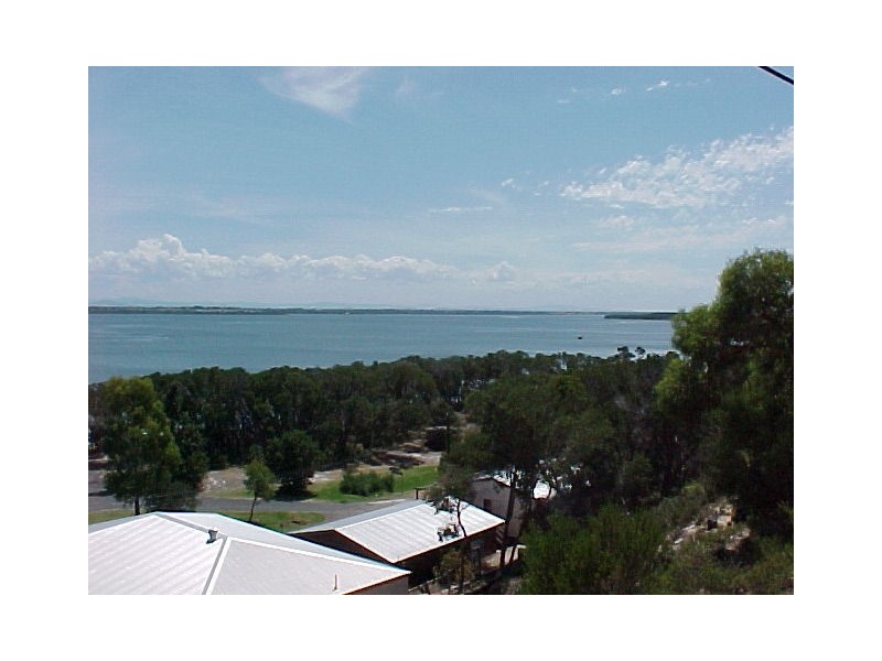 167 Wattle Grove, Loch Sport VIC 3851