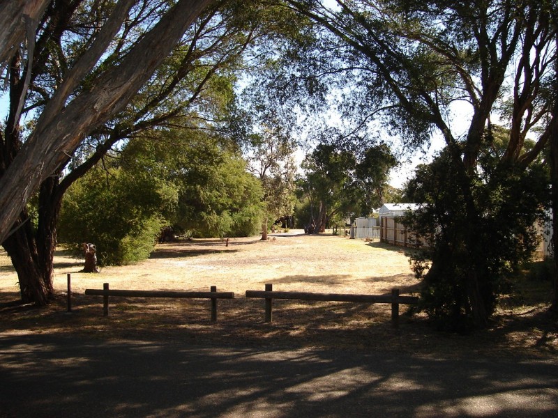 4 Karen Court, Loch Sport VIC 3851