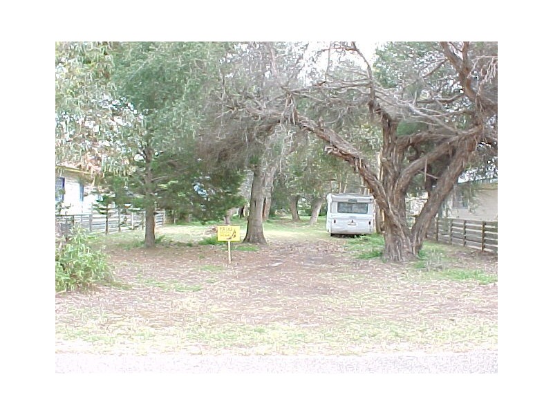 79 Campbell Street, Loch Sport VIC 3851