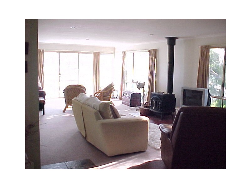 23 Marina Drive, Loch Sport VIC 3851