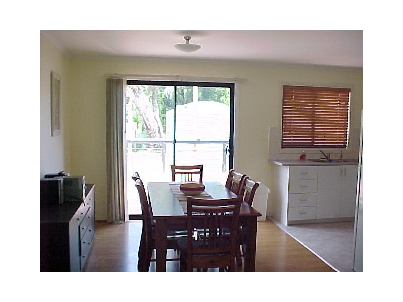 378 National Park Road, Loch Sport VIC 3851