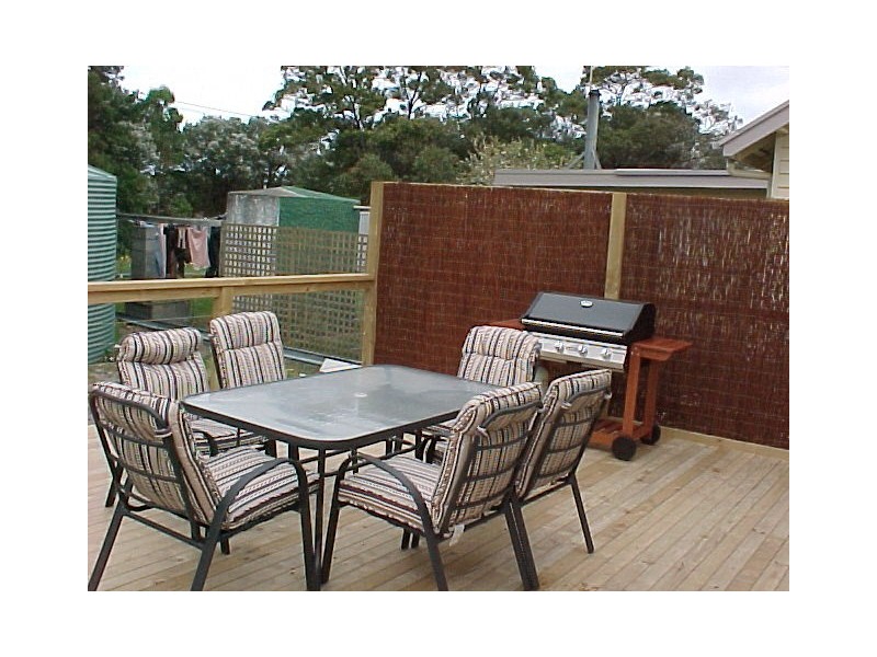 378 National Park Road, Loch Sport VIC 3851