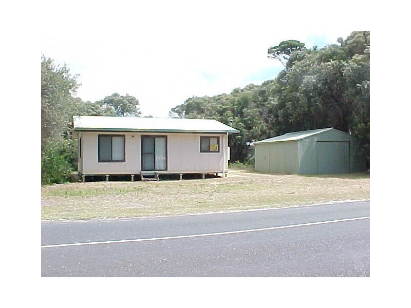 2 Cove Street, Loch Sport VIC 3851