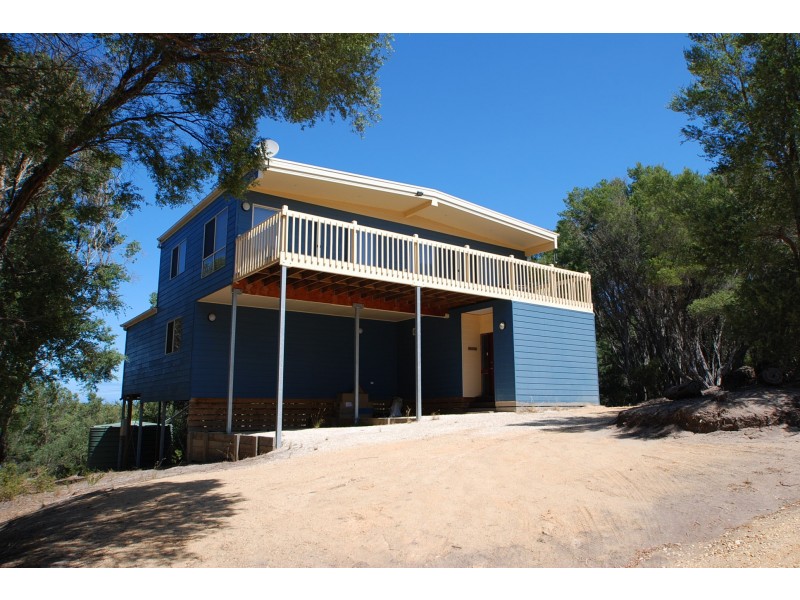 187 National Park Road, Loch Sport VIC 3851