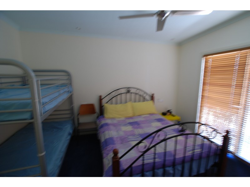 187 National Park Road, Loch Sport VIC 3851