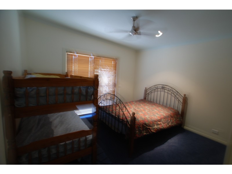 187 National Park Road, Loch Sport VIC 3851