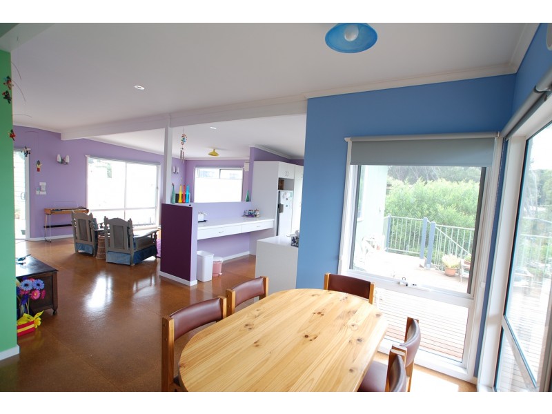 42 Bernadette Avenue, Loch Sport VIC 3851