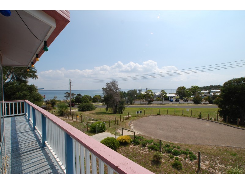 29 Cove Street, Loch Sport VIC 3851