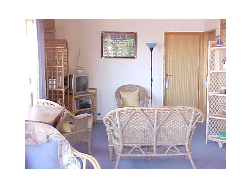 20 Basin Boulevarde, Loch Sport VIC 3851