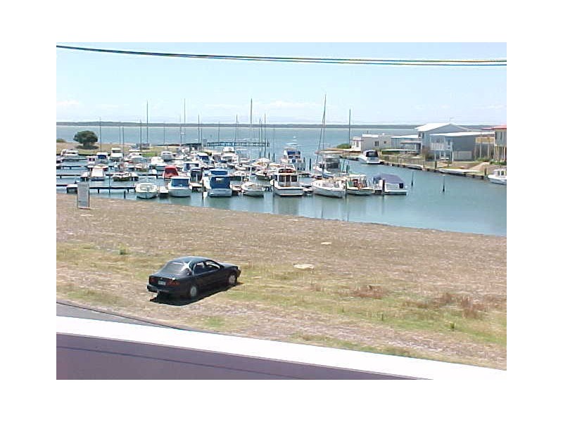 20 Basin Boulevarde, Loch Sport VIC 3851