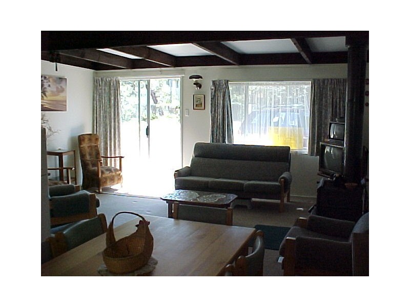 96 Campbell Street, Loch Sport VIC 3851