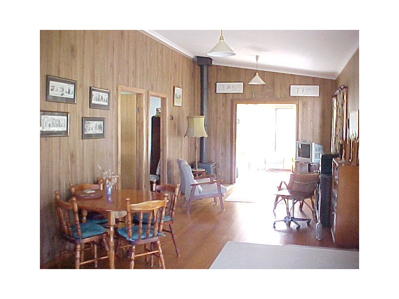 84-86 Campbell Street, Loch Sport VIC 3851