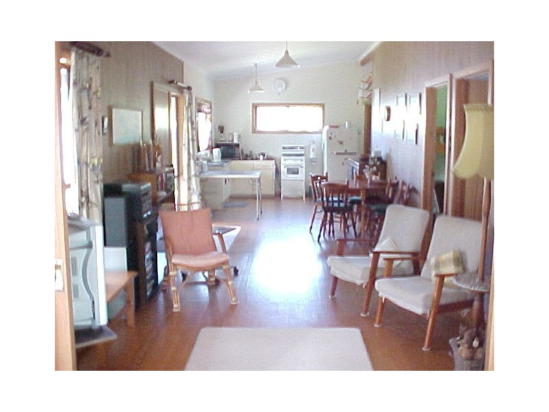 84-86 Campbell Street, Loch Sport VIC 3851