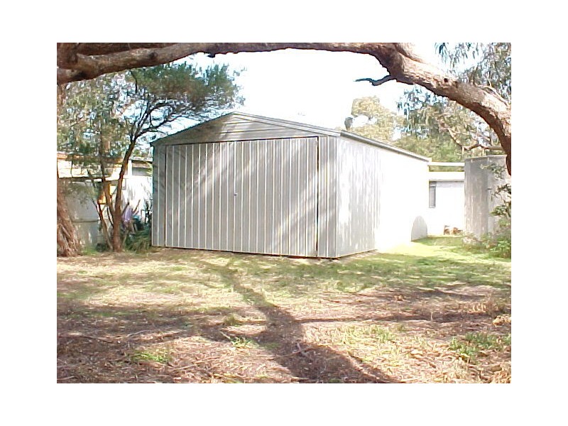 84-86 Campbell Street, Loch Sport VIC 3851