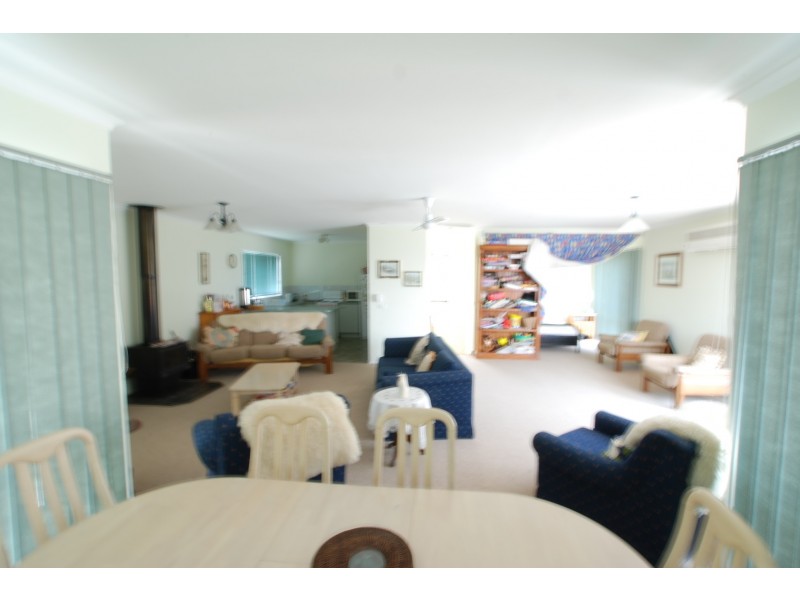 29 Cove Street, Loch Sport VIC 3851