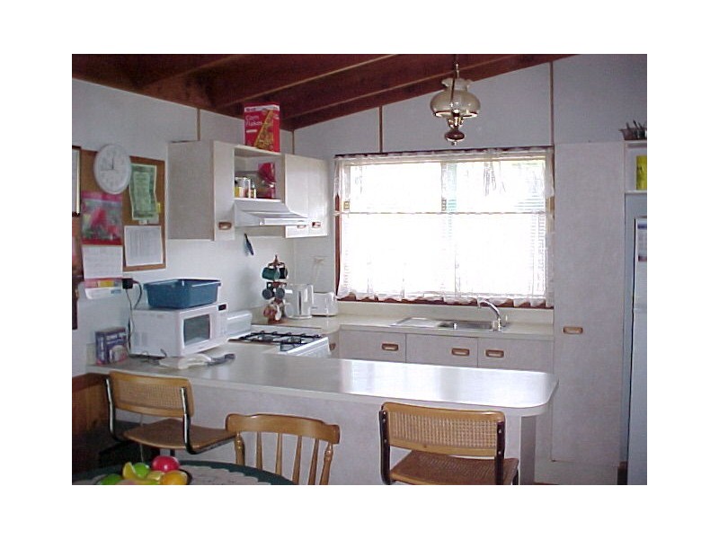 86 Goodlett Avenue, Loch Sport VIC 3851