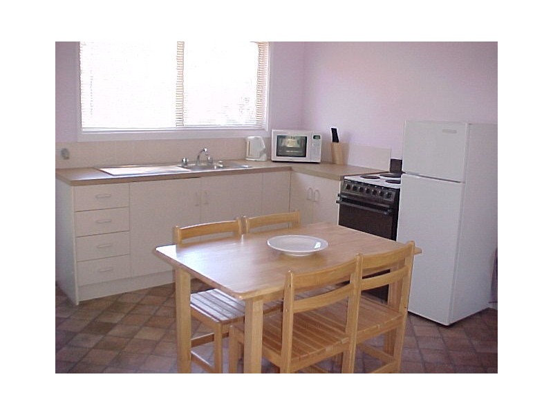 27 Robin Street, Loch Sport VIC 3851