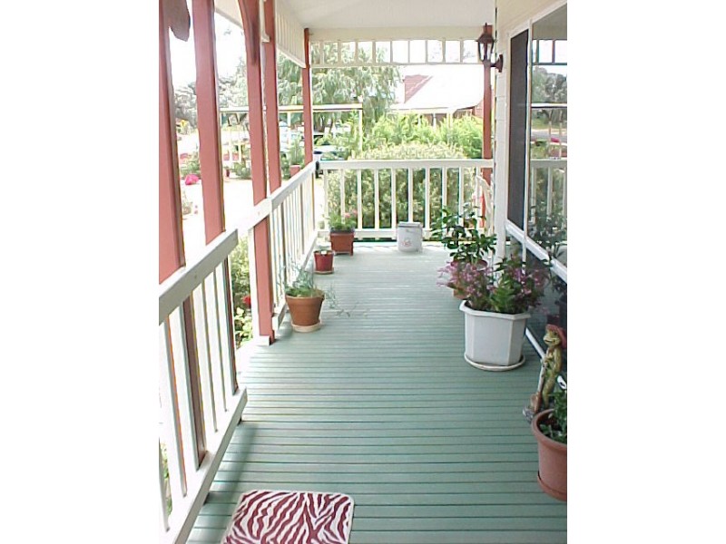 96-98 Sanctuary Road, Loch Sport VIC 3851