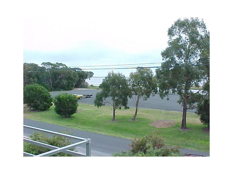 27 Seagull Drive, Loch Sport VIC 3851