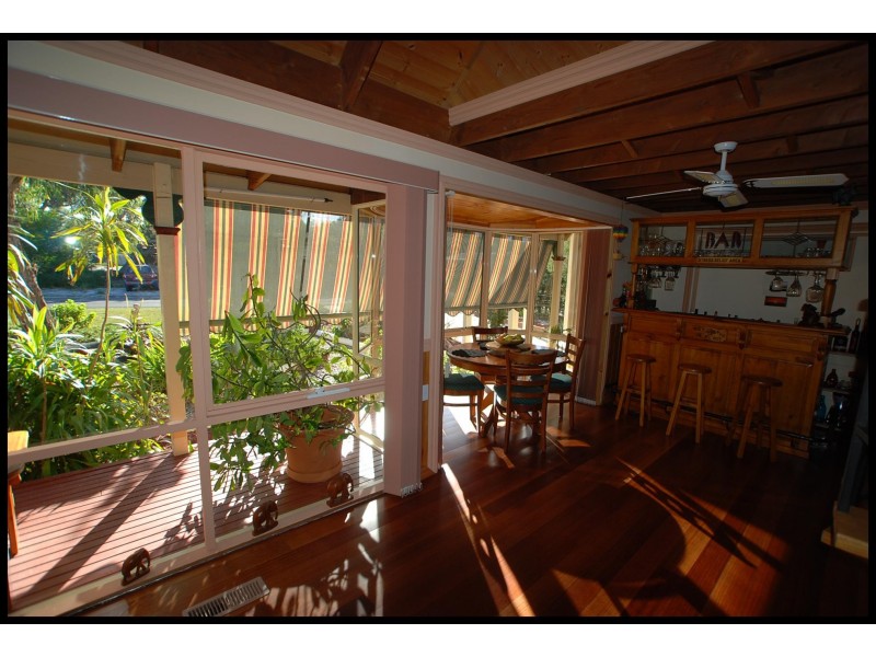 100-102 Sanctuary Road, Loch Sport VIC 3851