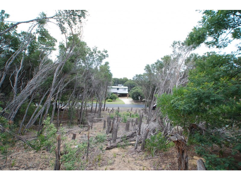 71 Seagull Drive, Loch Sport VIC 3851