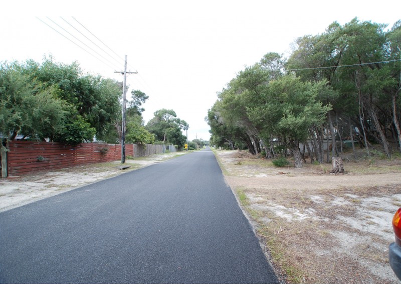 71 Seagull Drive, Loch Sport VIC 3851