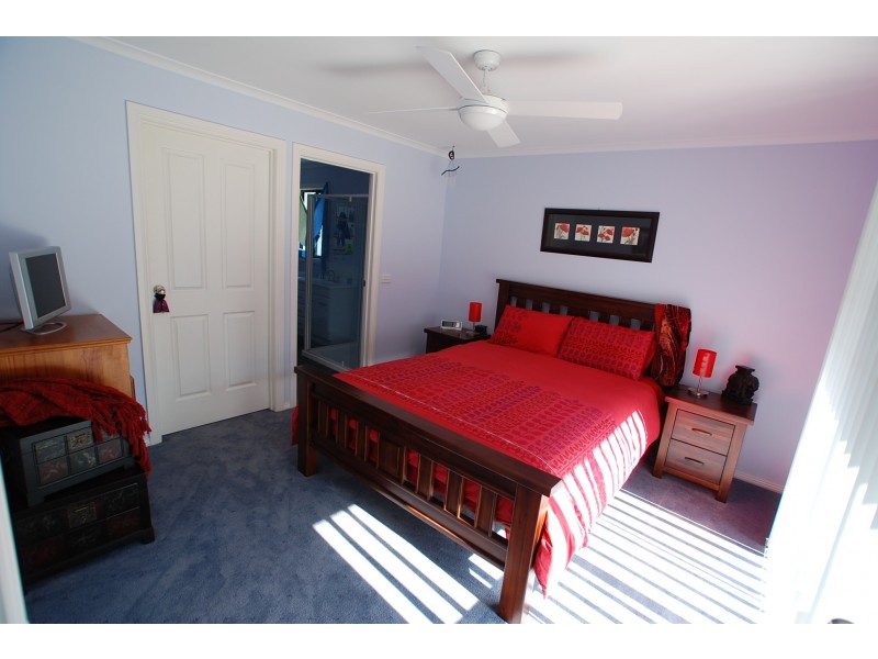 72 Toorak Avenue, Loch Sport VIC 3851