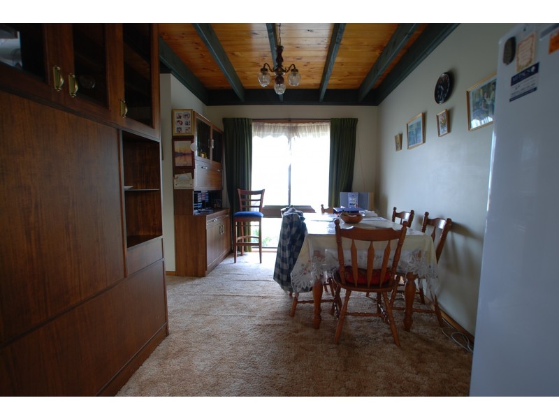 62-64 National Park Road, Loch Sport VIC 3851