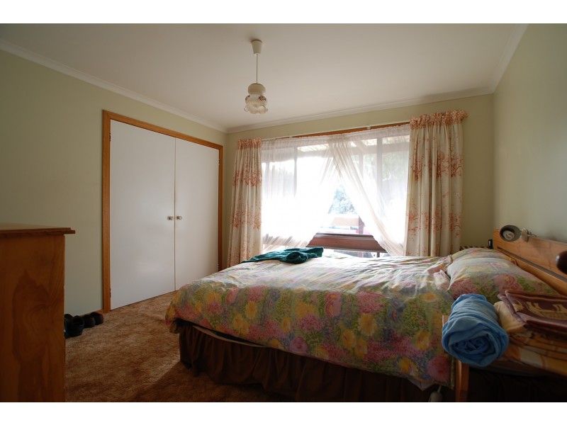 62-64 National Park Road, Loch Sport VIC 3851