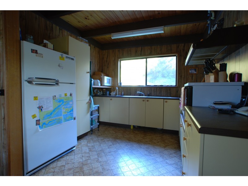 39-41 The Boulevard, Loch Sport VIC 3851