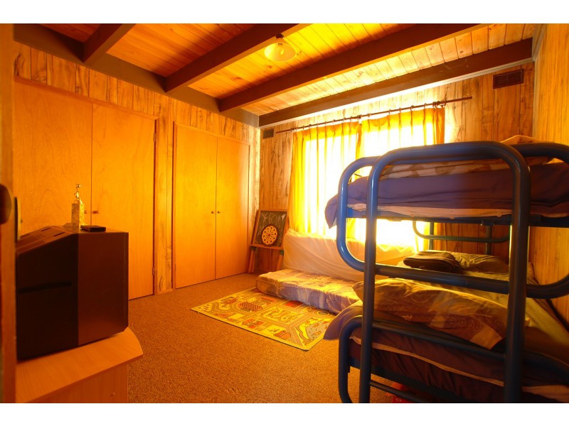 39-41 The Boulevard, Loch Sport VIC 3851