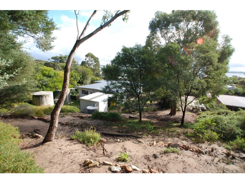 39-41 The Boulevard, Loch Sport VIC 3851