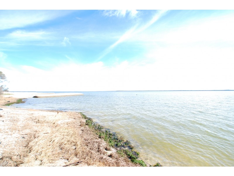 30 Seagull Drive, Loch Sport VIC 3851