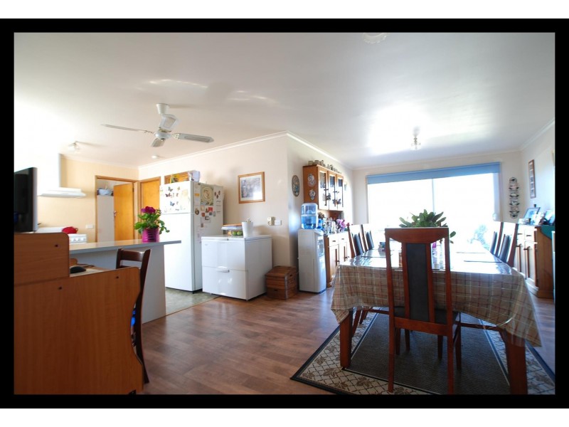 19 Sanctuary Road, Loch Sport VIC 3851