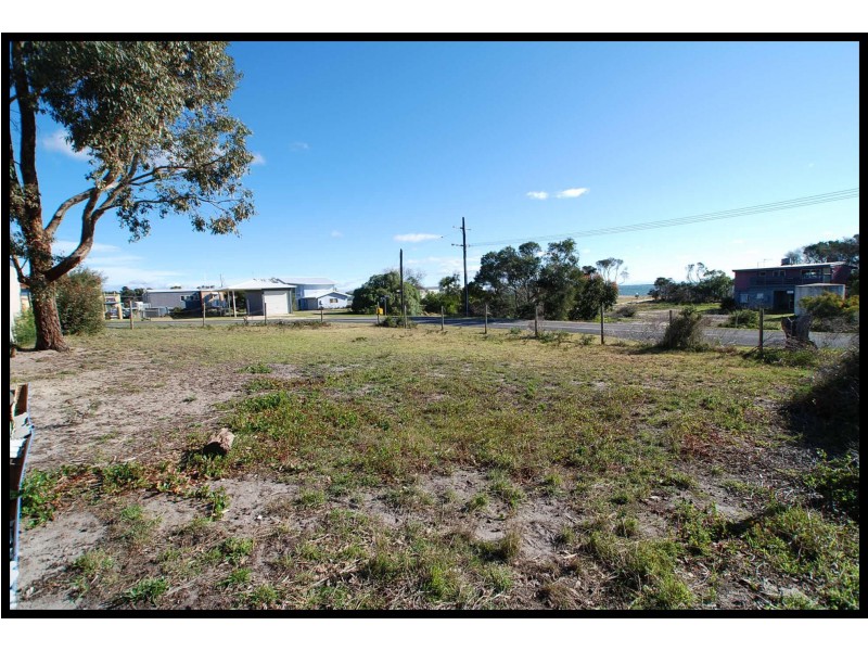 34 Marina Drive, Loch Sport VIC 3851