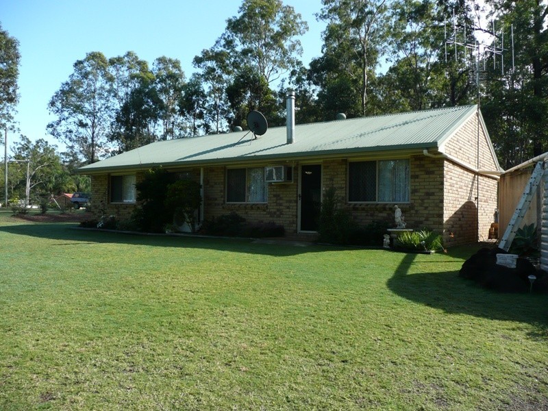 Glenwood QLD 4570